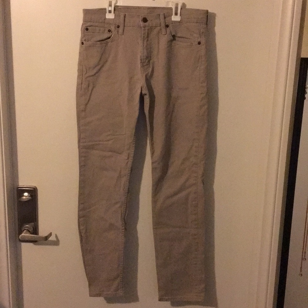 Men's tan Levi's 511